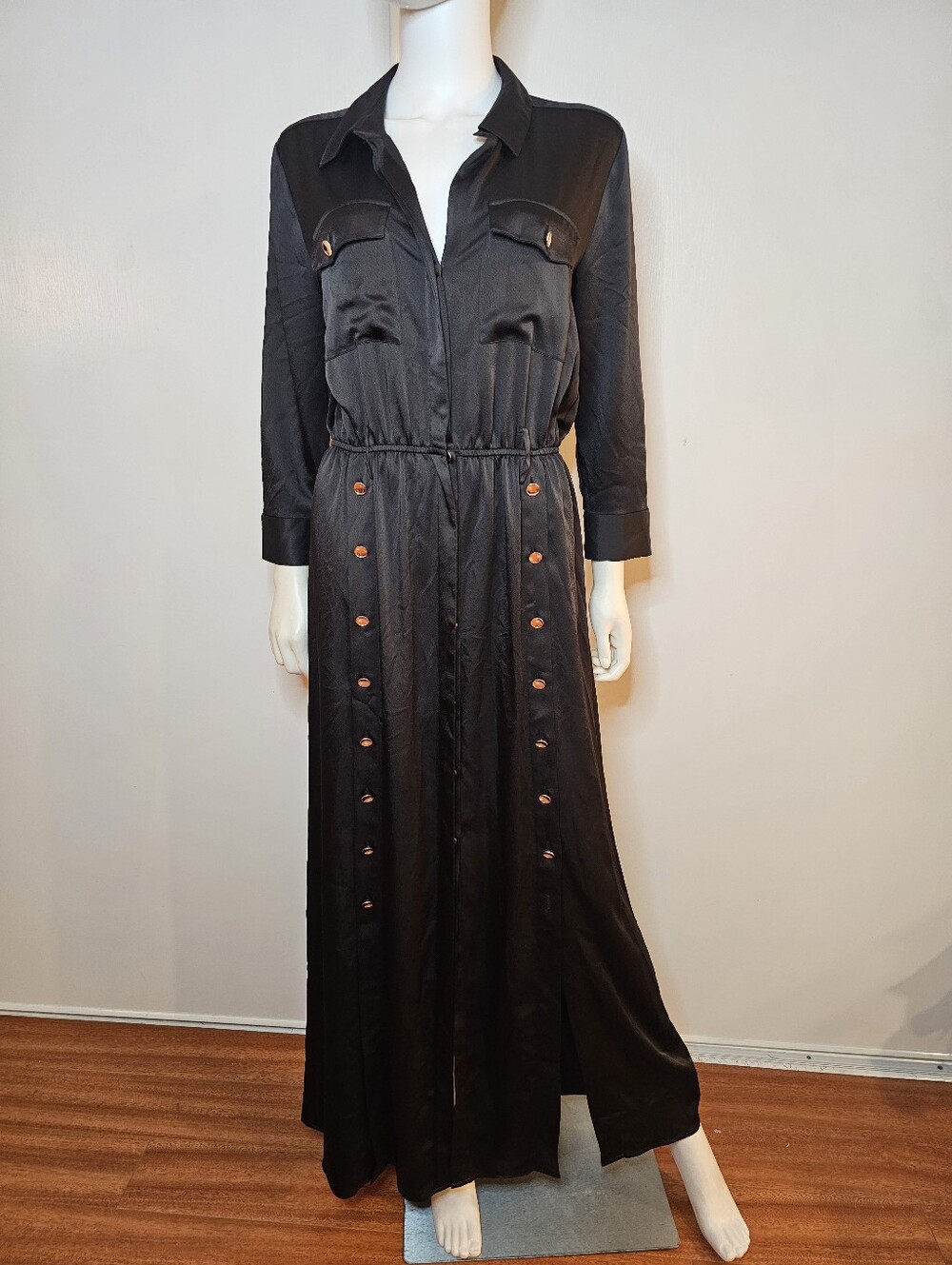L'AGENCE Black Long Sleeve Maxi Shirt Dress Size M w/ Gold Buttons Womens